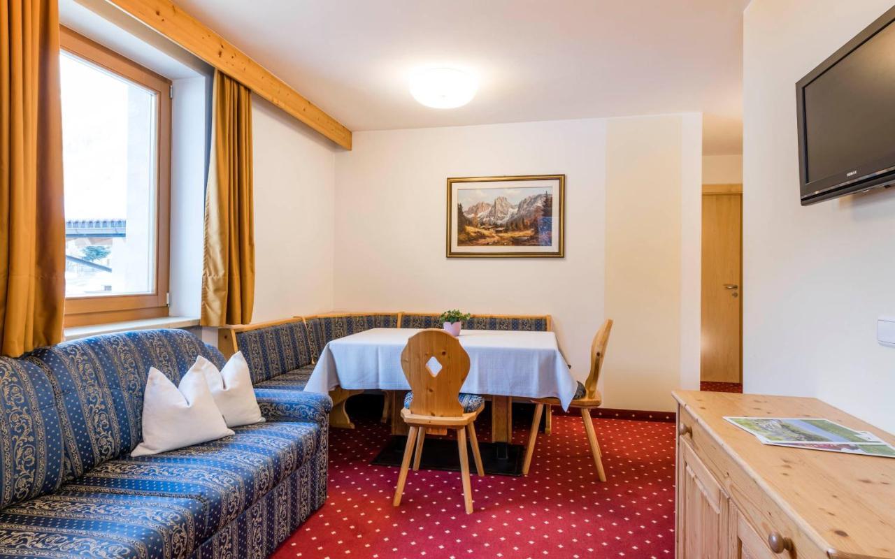 Hotel Alpenrose & Valles