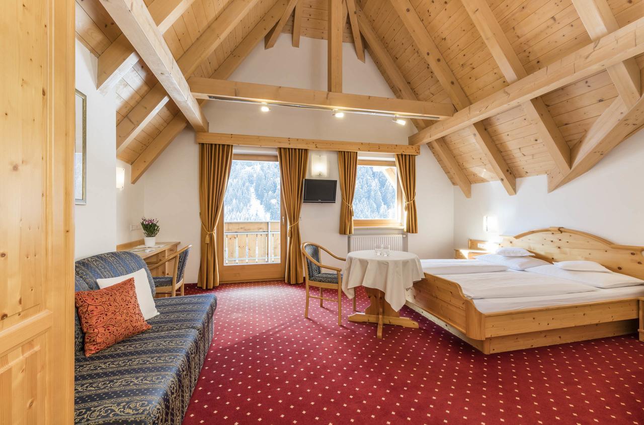Alpenrose Suites&apartements 3* Vals